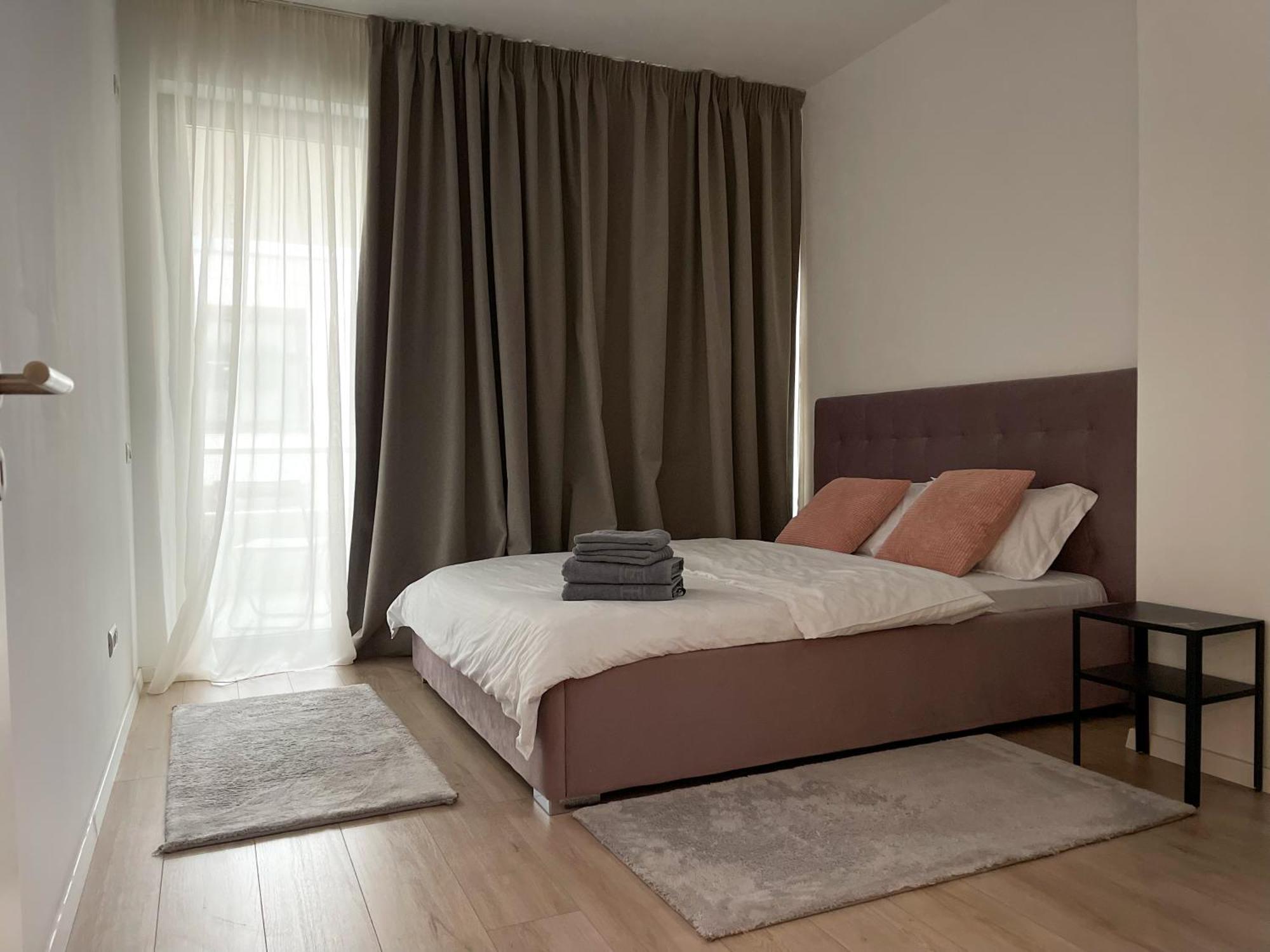 Warm Hotel Apartment Boekarest Buitenkant foto